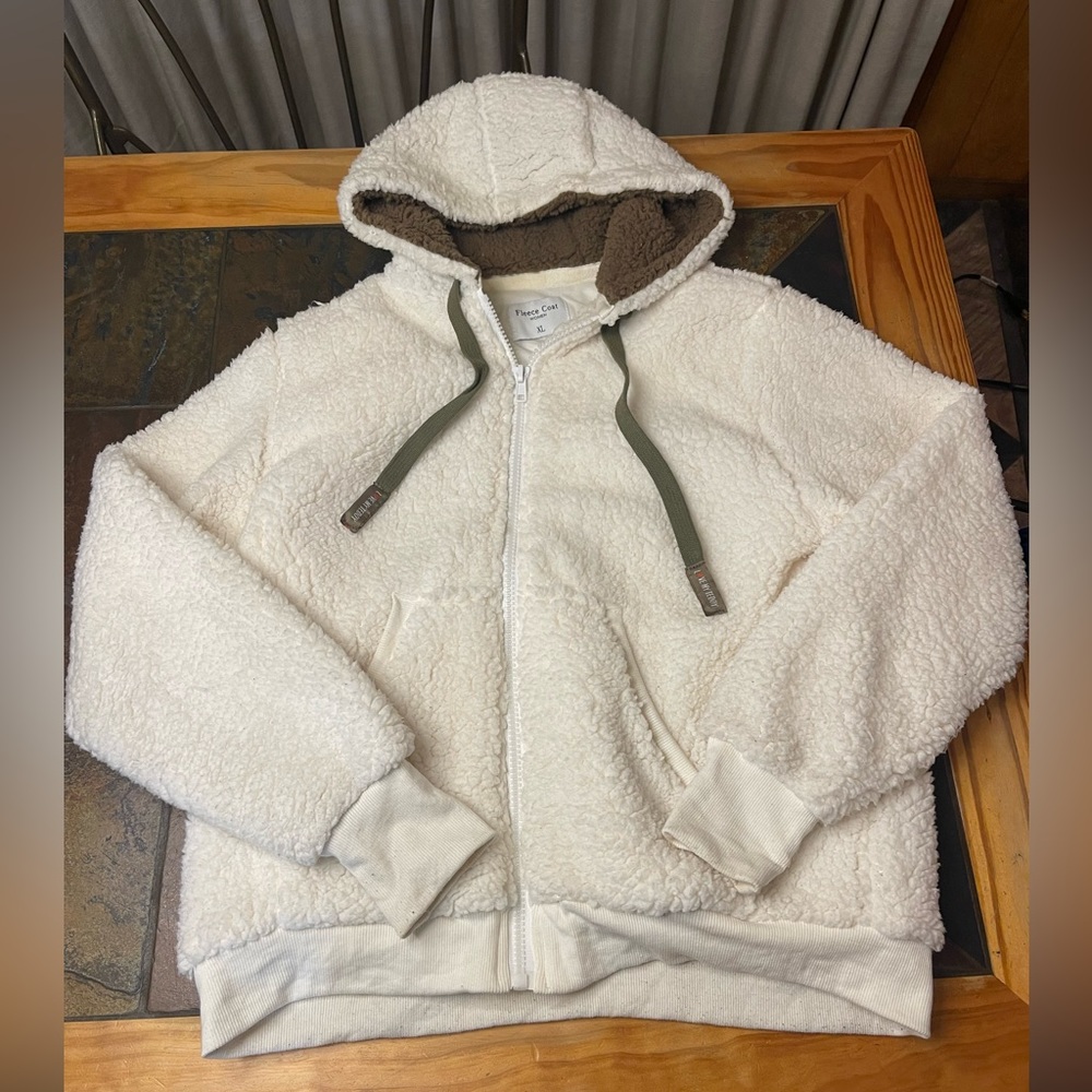 Hooded Sherpa Jacket